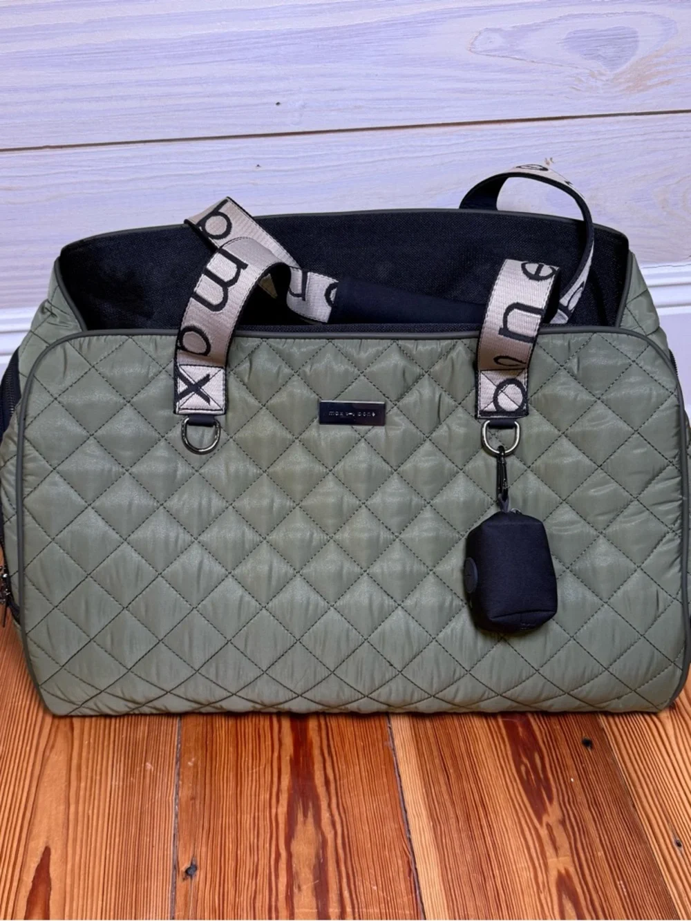 Maxbone Quilted Dog Sport Carrier Bag Olive Green EUC Airline Approved